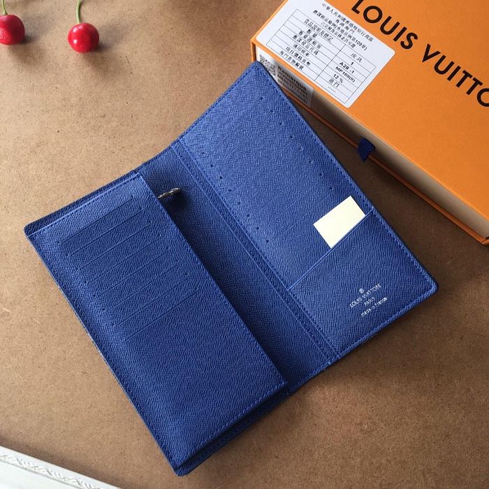 Louis Vuitton Cowboy style wallet 19×10 cm | Yescase Store